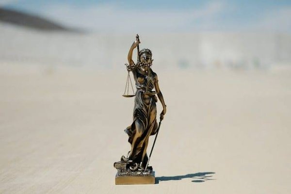 Les divers types de biens en droit civil : comprendre les fondements juridiques de la propriété